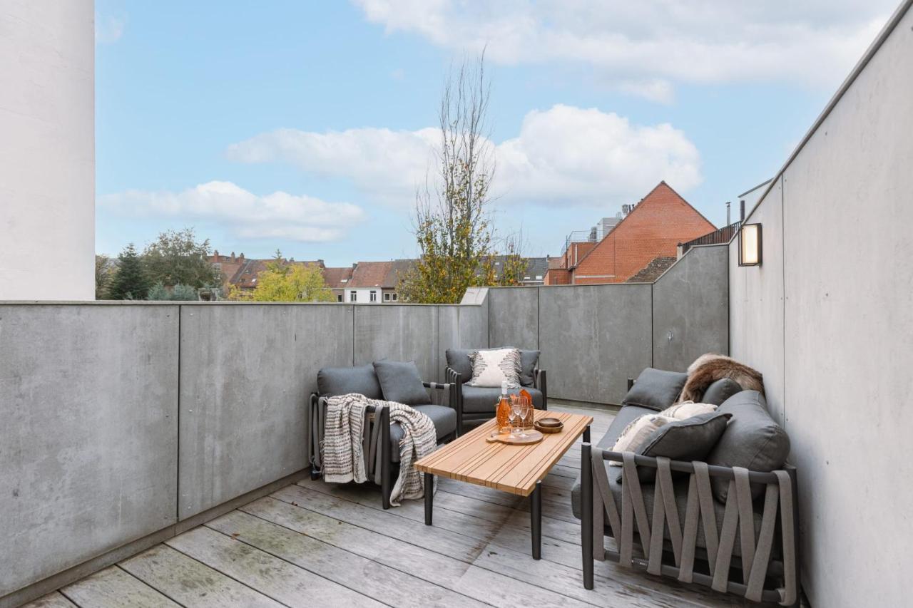 Beautiful Luxurious Mansion With Several Terraces Kortrijk Kültér fotó