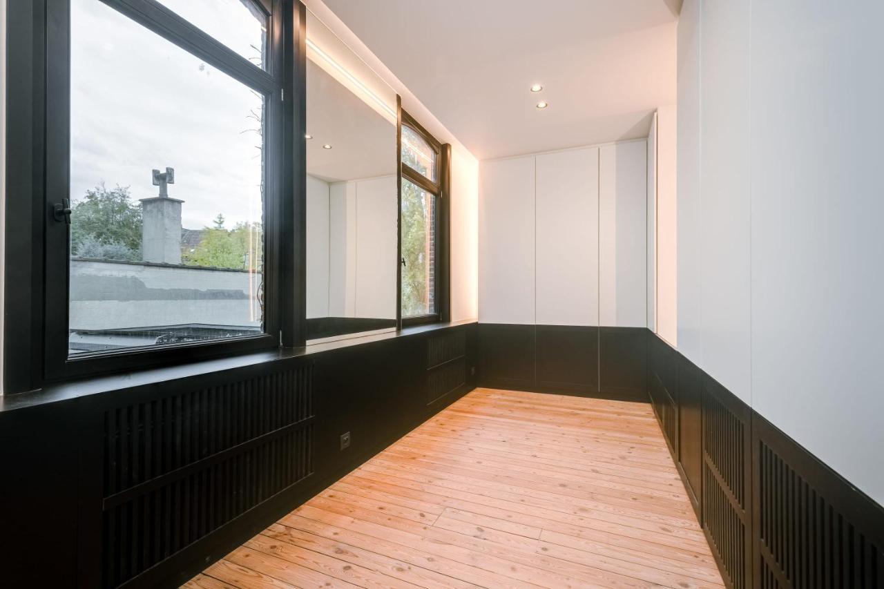 Beautiful Luxurious Mansion With Several Terraces Kortrijk Kültér fotó